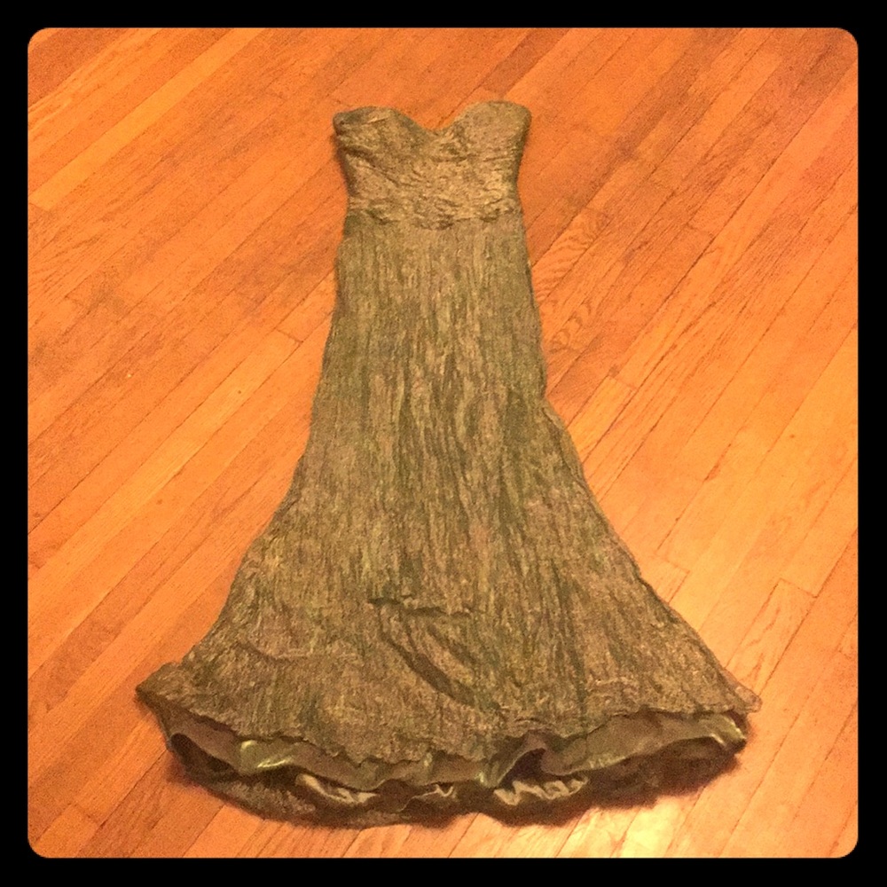 Luly Yang gown